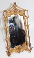 Auktion 342 / Los 15043 <br>Gründerzeit-Tischspiegel, Zinkguss bronziert, guter Zustand, H-30 cm, B-15 cm