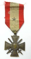 Los 7031 <br>Franz&ouml;sisches Croix de guerre des Th&eacute;&acirc;tres d&rsquo;Op&eacute;rations Ext&eacute;rieurs, ab 1921 verliehen, Band stark ausgeblichen