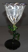 Bimini Weinglas mit figürl. Stiel, grün, H-16 cm