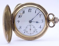 Los 2003 <br>Herren Taschenuhr, mechanisch, Werk l&auml;uft, D. 53mm, Zifferblatt defekt, Deckel mit Monogramm, goldfarben,