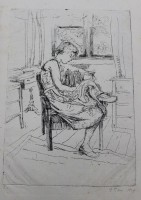Auktion 343 / Los 5007 <br>wohl Josef TICHY (1922-2001), lesende Frau, Radierung, Blatt mit Läsuren, ungerahmt, BG 38 x 25cm.