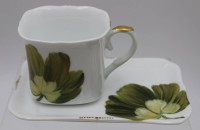 Los 8027 <br>Tasse mit U.T., florale Bemalung, H-6,2cm.