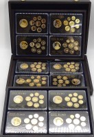 Los 6037 <br>Konvolut Prestige Coin Sets, Euro , 18 Sets, zus. 69,84 Euro. in Kasten
