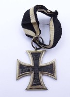 Auktion 343 / Los 7003 <br>Eisernes Kreuz 1. WK, 2. Klasse an Band