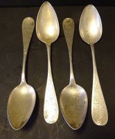 Los 11016 <br>4x alte Silberl&ouml;ffel-800-, ziseliert, 2x Namensgravur, August und Lore, zus. 206 gr L-ca. 22 cm