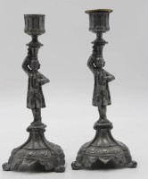 Auktion 343 / Los 15037 <br>Paar figürliche Zinn-Leuchter, gemarkt, ca. H-22cm.