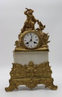 Los  <br>Tischuhr um 1900, figürliche Bekrönung, Werk defekt, für Bastler, H-40cm B-25cm