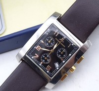 Auktion 500017 / Los  <br>Herren Armbanduhr "Jacques Lemans", Quartzwerk, läuft, Stoppuhrfunktion steht, anbei Schachtel