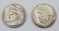 Los 7044 <br>2x div. Medaillen, Sammleranfertigungen, Mussolini u. 5 RM A. Hitler, je D-3,5cm.