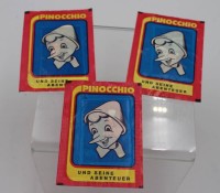 Auktion 500017 / Los  <br>3x ungeöffnete Pakete Sammelbilder, Pinochio, Turm