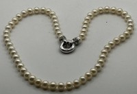 Auktion 344 / Los 1038 <br>Perlenkette mit Silberschliesse-925-, L-42 cm