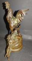Auktion 344 / Los 15010 <br>LE COURTIER (XVIII) "gallischer Hahn" Bronze mit Inschrift "hommage des anciens du clairon", H-29 cm, T−