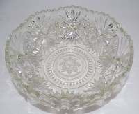 Auktion 344 / Los 10010 <br>grosse Presskristall-Schale, H-11 cm, D-25 cm