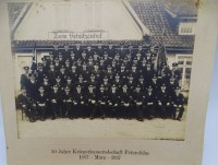 Auktion 344 / Los 7003 <br>altes Foto "50 Jahre Kriegerkameradschaft Petersfehn 1937", auf Pappe, 28x34 cm (Ammerland-Oldenburg)
