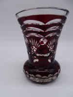 Auktion 500017 / Los  <br>Rubinglas-Ranftbecher um 1870, Rand bestossen, H-13 cm, D-10 cm