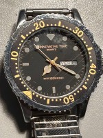 Auktion 371<br>Quartz HAU "Innovative Time", Metall Zugband