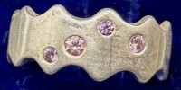 Auktion 345 / Los 1047 <br>Silberring-925- mit 4 pinken Steinen, RG 56, 6,4 gr