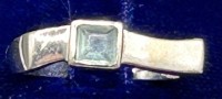 Auktion 345 / Los 1048 <br>Silberring-925- mit hellblauen Stein, RG 56, 2,5 gr.