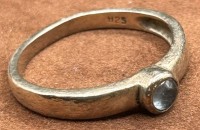 Auktion 373 / Los 1025 <br>Silberring-925- mit hellblauen Stein, RG 58, 2,8 gr