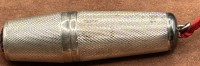 Auktion 345 / Los 11015 <br>massiver Silber-Nähzeugbehälter-925-, Deckel ist Fingerhut mit roten Stein, innen Garnrolle, darin Nadelbehälter, L-ohne Troddel 5,5 cm, zus. 17,1 gr., sehr guter Zustand