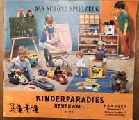 Auktion 345 / Los 3011 <br>Prospekt "Das schöne Spielzeug" Kinderparadies Neuerwall, um 1950/60, ca. 50 Seiten, sehr gut erhalten