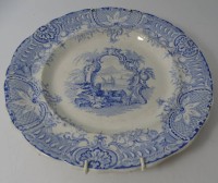 Auktion 345 / Los 9047 <br>Wandteller "Rocaille" Davenport, blau, D-26 cm