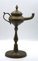 Auktion 346 / Los 15001 <br>Öl-Lampe nach antikem Vorbild, Messing, H-23cm.