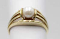 Auktion 346 / Los 1199 <br>585er GG Ring mit Perle, 3,9gr., RG 59