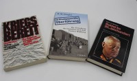 Auktion 346 / Los 7038 <br>3x div. Literatur über den 2. Weltkrieg