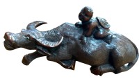 Auktion 346<br>Holzschnitzerei, Wasserbüffel mit Reiter, wohl Vietnam?, H-11 cm, L-24 cm