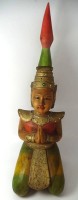 Auktion 346 / Los 15067 <br>betender Tempeldiener, Holzschnitzerei, wohl Thailand, H-66 cm