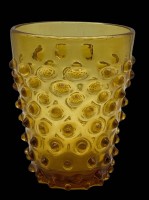 Auktion 347 / Los 10020 <br>Vase mit Noppen,  bernsteinfarben, H-14 cm, D-11 cm
