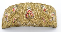 Auktion 347 / Los 13008 <br>wohl Teile einer antiken Trachtenhaube, ca. L-21cm B-8cm.
