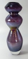 Auktion 347 / Los 10095 <br>lila Vase, H-23 cm
