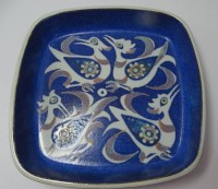 Auktion 347 / Los 9046 <br>kl. Fajenze Anbietschale "Royal Copenhagen", 17x17 cm