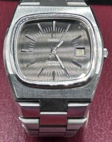 Auktion 347 / Los 2021 <br>Omega Seamaster, Quartz, Cal. 1342, Orig. Kasten und Beschreibung, Uhr sehr gut erhalten mit orig. Band, Kasten Gebrauchsspuren
