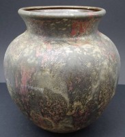 Auktion 348 / Los 9023 <br>Kunstkeramik-Vase, H-22 cm, D-18 cm