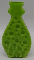 Auktion 348 / Los 10022 <br>Vase "Hirschberg Art glass" H-24 cm, B-12 cm,grün