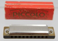 Auktion 348 / Los 16000 <br>kl. Mundharmonika, Hohner Piccolo, älter