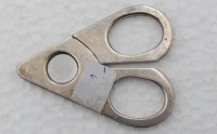 Auktion 348 / Los 11030 <br>kl. Zigarrenschere, 830er Silber, L-5,5cm