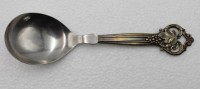 Auktion 348 / Los 11037 <br>Gemüselöffel, Silbergriff, Dänemark 1948, L-21,5cm.