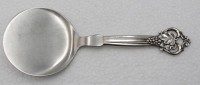 Auktion 348 / Los 11039 <br>Pastetenheber, Silbergriff, Dänemark 1948, L-19cm.