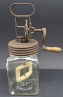 Auktion 348 / Los 16021 <br>2 Liter Butterfass, funktionstüchtig, H-33 cm