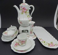 Auktion 364<br>Kaffeeservice "Gireaud-Limoges" 41 Teile, Dekor Heckenrose, gut erhalten, kpl für 11 Personen