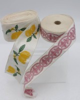 Auktion 348 / Los 13046 <br>2x div. Rollen bestickter Bordüren, ca- B-4cm u. 6,5cm
