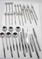 Auktion 348 / Los 15029 <br>30tlg. Tafelbesteck, Carl Mertens, Certo, Gabeln L-21,5cm