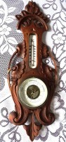 Auktion 348 / Los 16022 <br>Jugendstil-Wand-Weterstation in Holzgehäuse, 48x17 cm