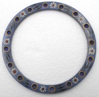 Auktion 348 / Los 15038 <br>runder Kerzenkranz, wohl Erzgebirge, ca. D-24cm.