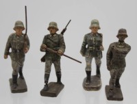 Auktion 348 / Los 7018 <br>4x alte Lineol-Soldaten, beschädigt, ca. H-7cm