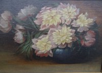 Los 4067 <br>unleserl. signiert, 1932 "Blumen in Vase" Öl/Holz, 30x20,5 cm,  gerahmt, RG 43x34 cm, Rahmen beschädigt